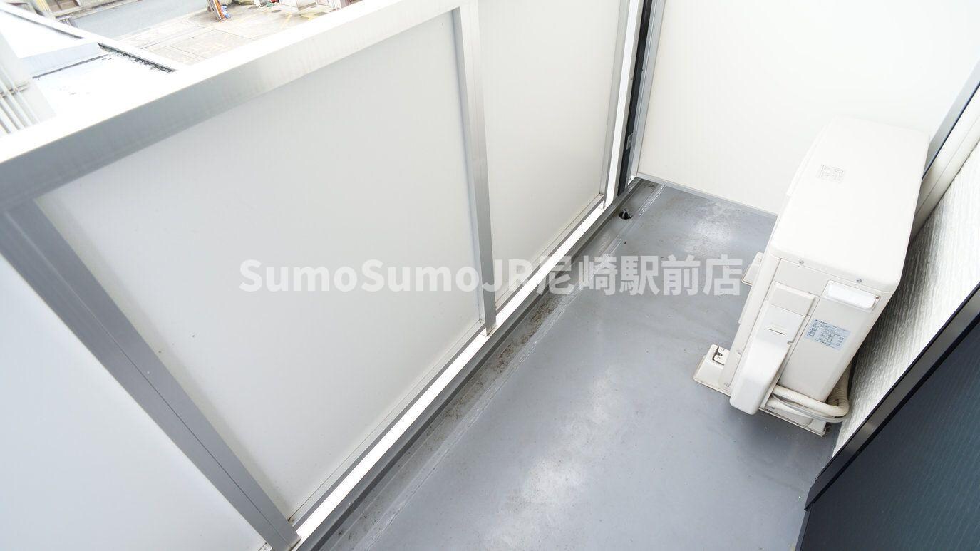 物件内観写真6　(陽当たり良好なバルコニーです)