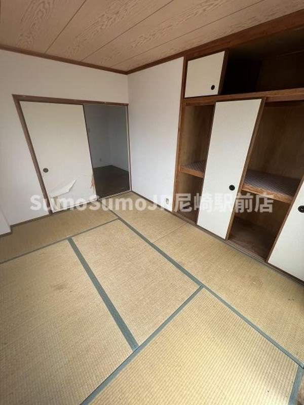 寝室(寝室にいかがでしょうか)