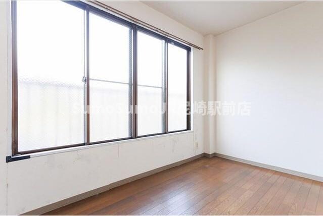 物件内観写真25　(使いやすいリビングです)