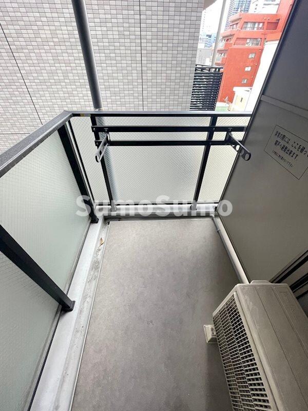 物件内観写真11　(開放的で明るい空間を演出してくれるバルコニーです)