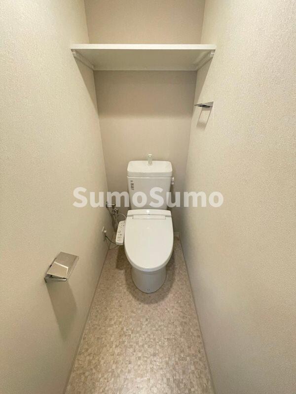 トイレ(コンパクトで使いやすいトイレです)