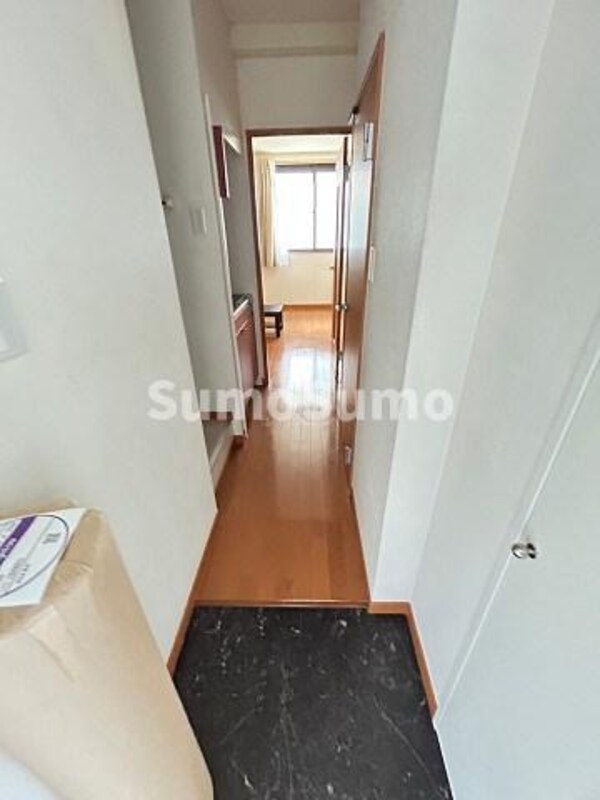 玄関(シンプルで使いやすい玄関です)