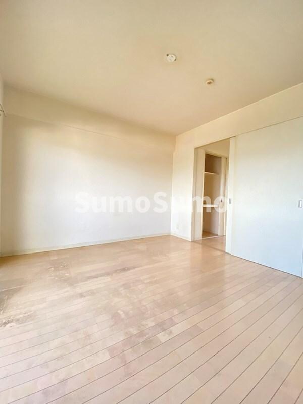 物件内観写真6　(リビングです)