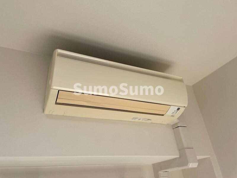 物件内観写真18　(おしゃれな居間です)