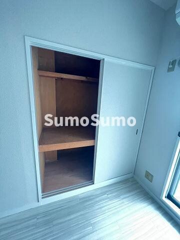 物件内観写真5　(収納があります)