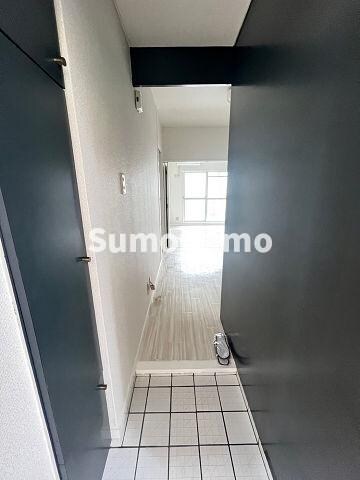 物件内観写真15　(収納もある玄関です)