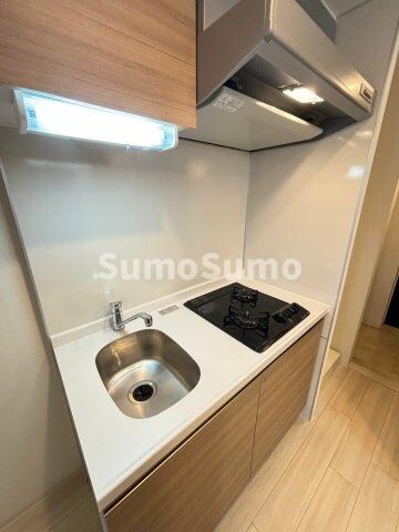 物件内観写真6　(コンパクトなキッチンで掃除もラクラク)