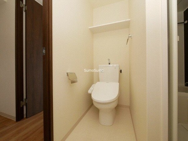 トイレ(ゆったりとした空間のトイレです)