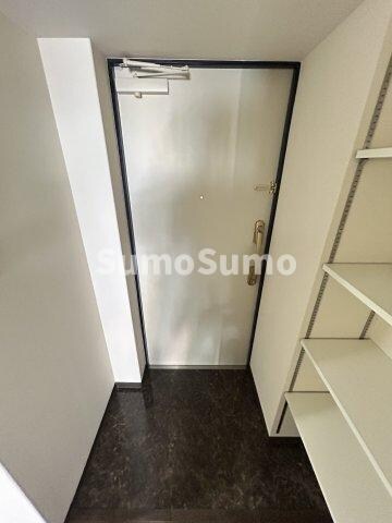 物件内観写真4　(きれいな玄関です)