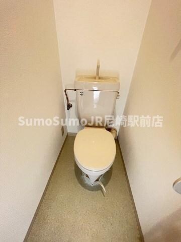 物件内観写真10　(コンパクトで使いやすいトイレです)