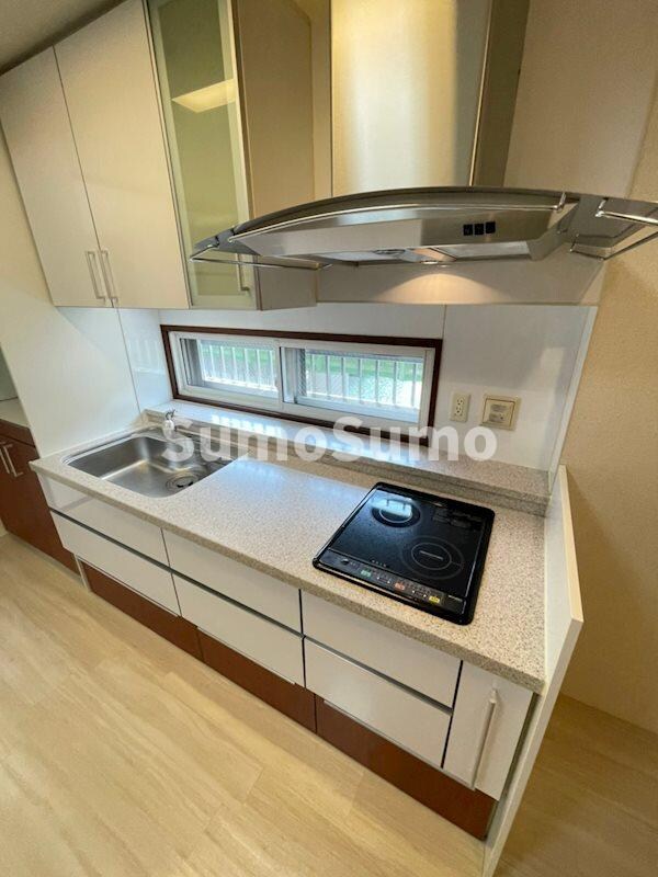 物件内観写真6　(お料理しやすいキッチンです)