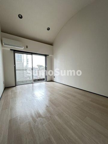 物件内観写真8　(使いやすいリビングです)