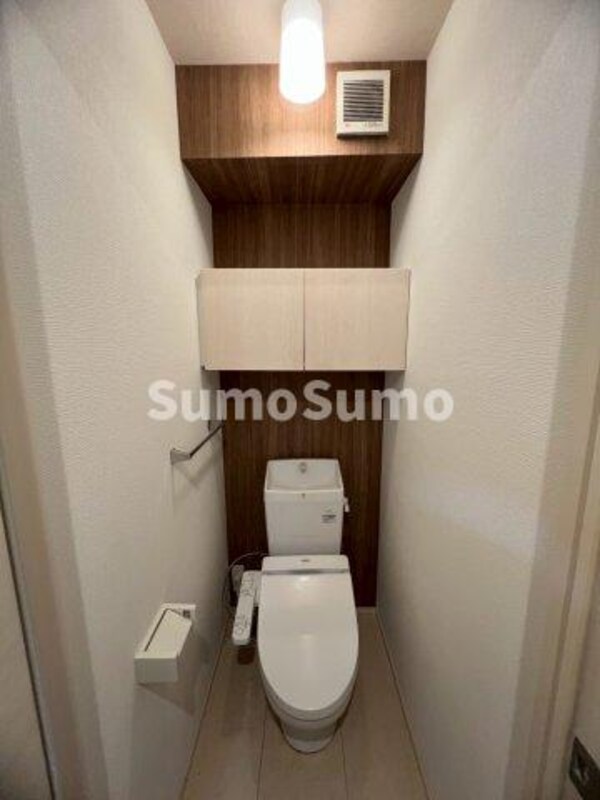 トイレ(コンパクトで使いやすいトイレです)