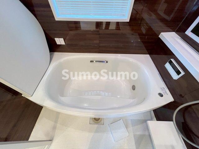 物件内観写真3　(コンパクトで使いやすいお風呂です)