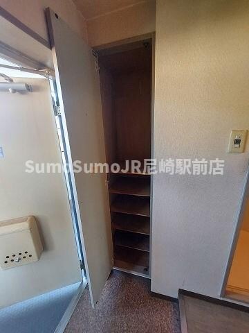 物件内観写真14　(大きなものも収納できそうです)