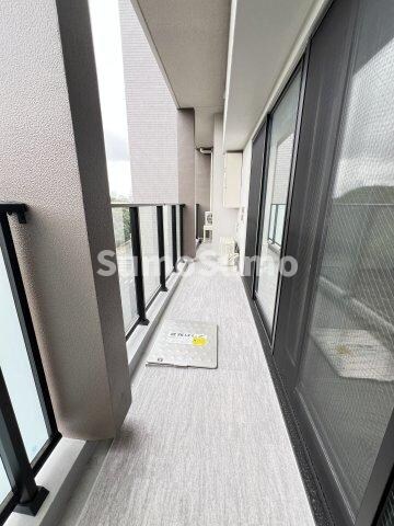 物件内観写真20　(広々としたバルコニーです)