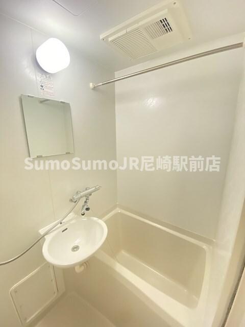 物件内観写真8　(ゆったり過ごせるお風呂です)