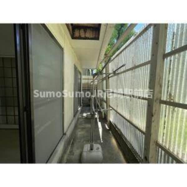 バルコニー(落ち着いた時間を過ごせるバルコニーです)