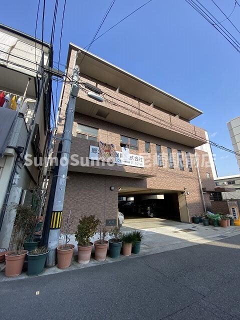 物件外観写真3　(外観もきれいです)