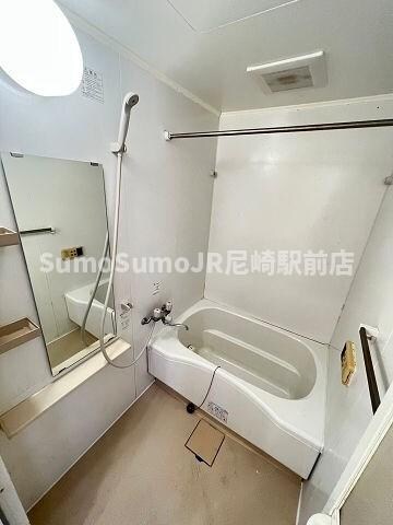 物件内観写真9　(ゆったり過ごせるお風呂です)