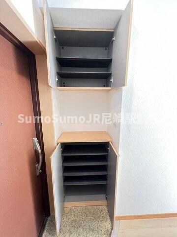 物件内観写真16　(収納のためのスペースです)