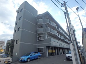 エルグランド大産外観写真