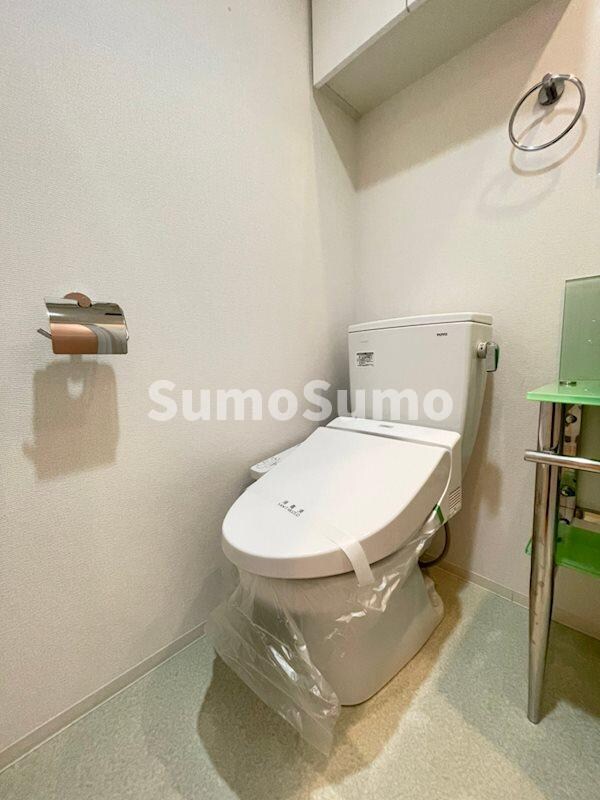 トイレ(コンパクトで使いやすいトイレです)