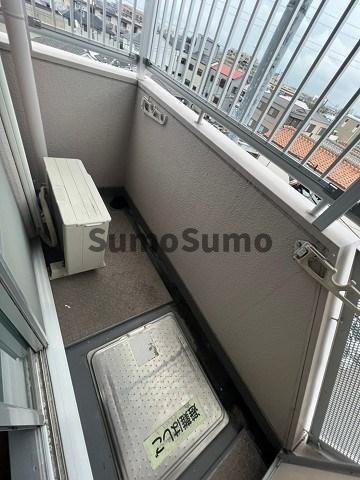 物件内観写真11　(お洗濯にも便利なバルコニー付き)