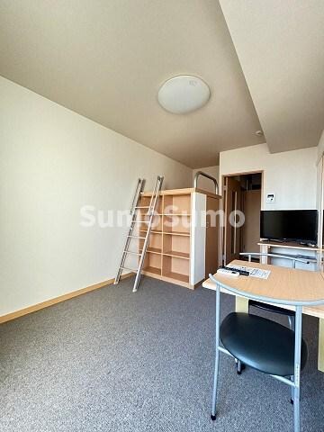 物件内観写真4　(おしゃれなリビングです)