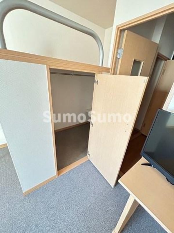 収納(小物を収納するのに便利です)