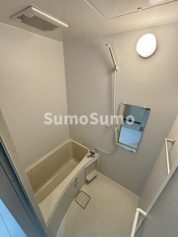 物件内観写真7　(コンパクトで使いやすい洗面所)