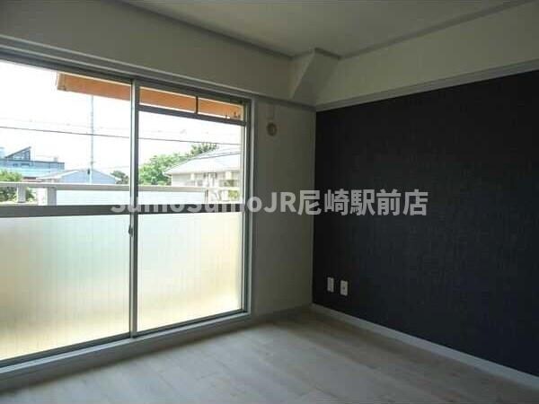 物件内観写真8　(ゆとりの広さです)