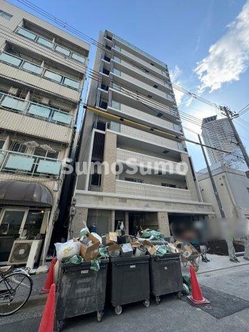 物件外観写真1　(落ち着いた雰囲気の外観です)