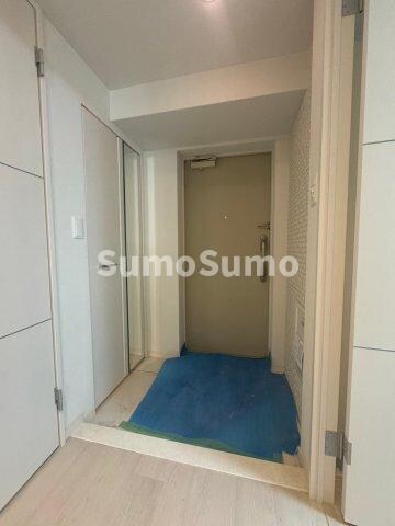 物件内観写真2　(シンプルで使いやすい玄関です)