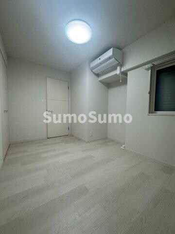 物件内観写真13　(ゆったりした洋室です)