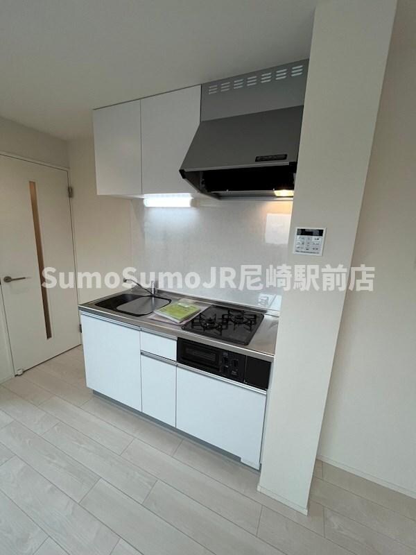 物件内観写真5　(使いやすいキッチンです)