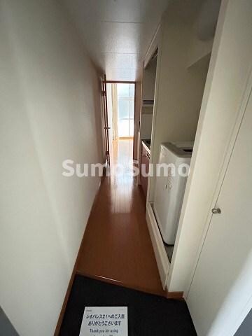 物件内観写真5　(きれいな玄関です)