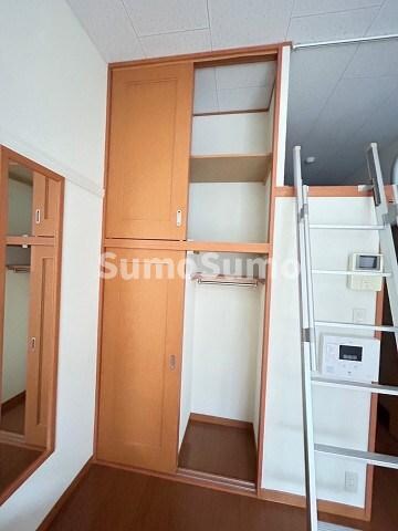 物件内観写真14　(収納スペース豊富です)