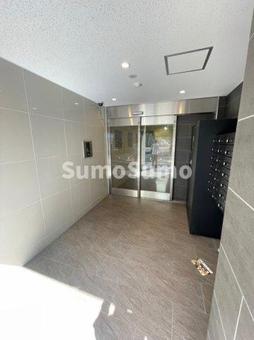 物件外観写真2　(エントランスです)