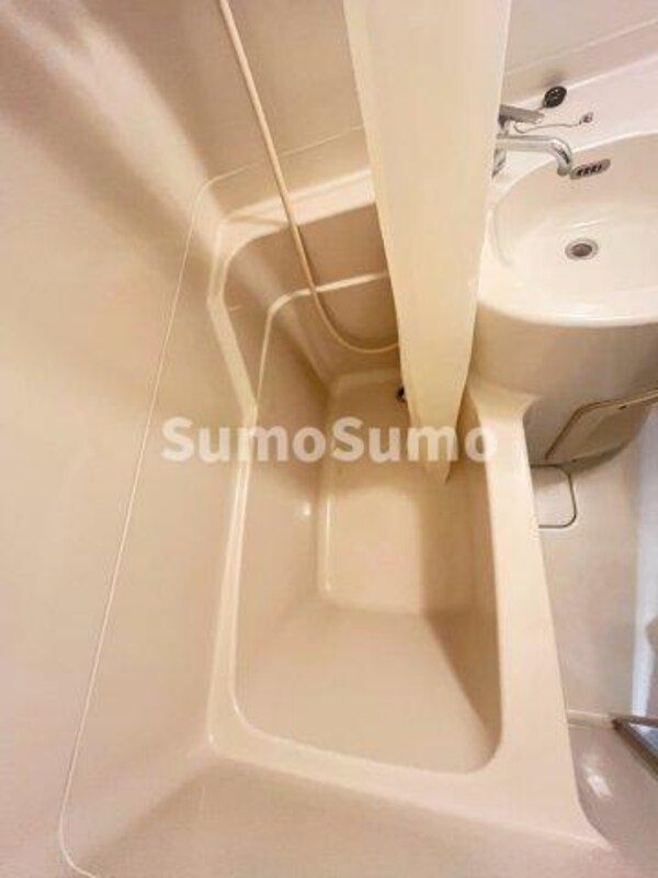 浴室(きれいなお風呂です)