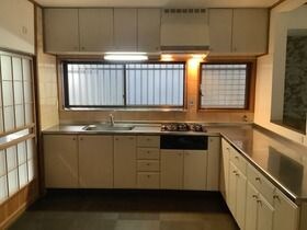 物件内観写真3　(お料理しやすいキッチンです)