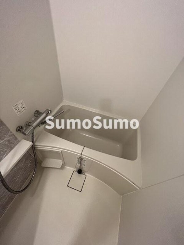 浴室(きれいなお風呂です)