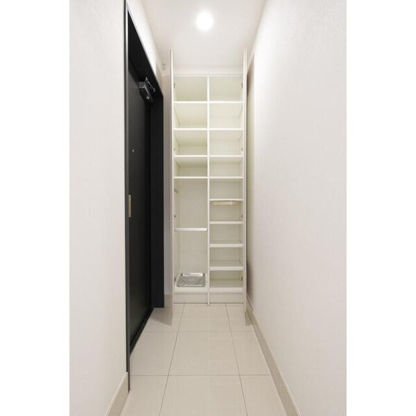 玄関(シューズボックス )