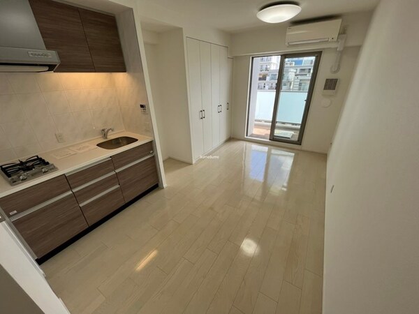 居室(ゆったり過ごせるリビングです)