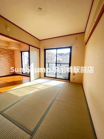 物件内観写真16　(和室があれば、来客や子供用のスペースとして活躍します)