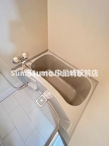 物件内観写真19　(きれいなお風呂です)