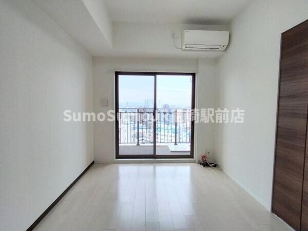 物件内観写真4　(おしゃれなリビングです)