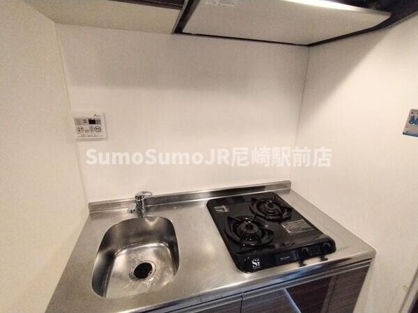 物件内観写真5　(お料理しやすいキッチンです)