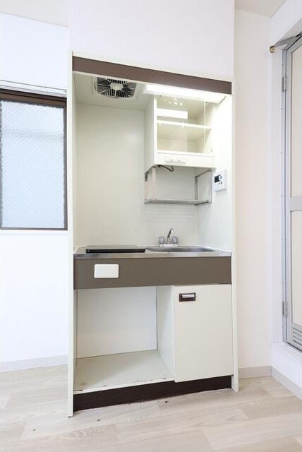 物件内観写真6　(キッチンでお料理をお楽しみください)