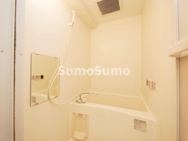 物件内観写真10　(ゆったり過ごせるお風呂です)